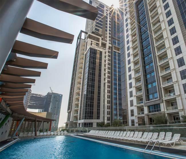 دبي Higuests Vacation Homes - Executive Tower المظهر الخارجي الصورة